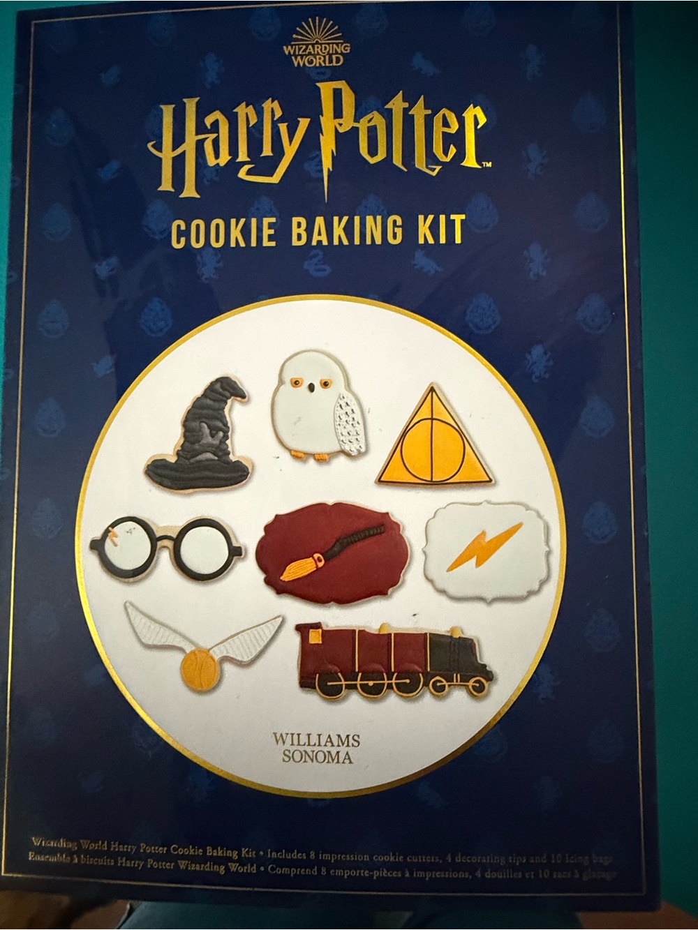 Williams Sonoma Harry Potter Cookie Baking Kit - Navy, Gold, White, Red, Black